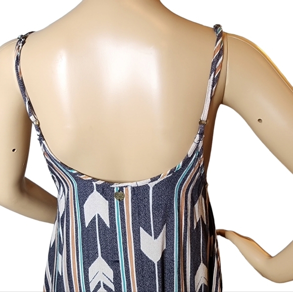 Billabong arrow flowy sleeveless dress. - Picture 9 of 16